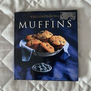 Williams Sonoma Muffins cookbook
